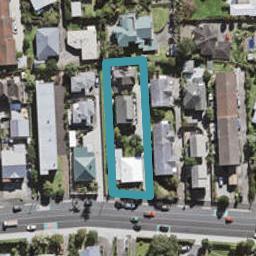 2/211 Onewa Road, Birkenhead, Auckland