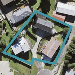 8A Louise Place, West Harbour, Auckland