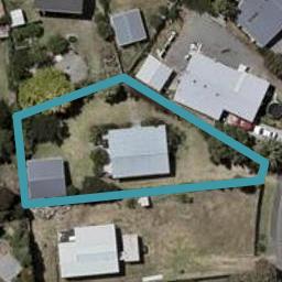 9 Goldie Place, Waikanae Beach, Waikanae
