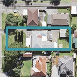 12 Bishop Street, Green Bay, Auckland