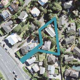 2/869 East Coast Road, Northcross, Auckland