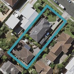 2/8 Quebec Road, Milford, Auckland