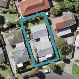 2/11 Chip Grove, Sunnyhills, Auckland