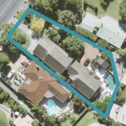 2/877 Beach Road, Waiake, Auckland