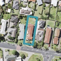 2/617 Beach Road, Rothesay Bay, Auckland