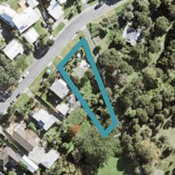 12 Okura River Road, Albany