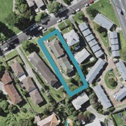 2/5 Roberts Avenue, Bayswater, Auckland