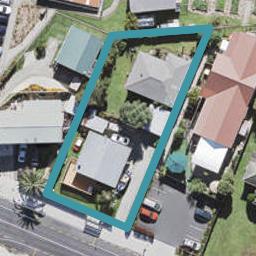 2/11 St Leonards Road, Kelston, Auckland