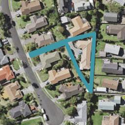 1/22 Pinewood Grove, Botany Downs, Auckland