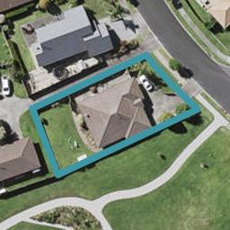 74 Frank Nobilo Drive, Golflands, Auckland