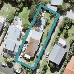 33 Ellangowan Road, Waiake, Auckland