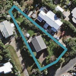 11 Wellington Road, Surfdale, Waiheke Island