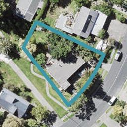18 Oaktree Avenue, Browns Bay, Auckland