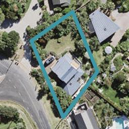 42 Tiri Road, Oneroa, Waiheke Island