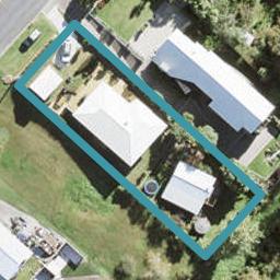 28 Okura River Road, Albany