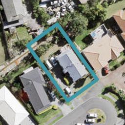 28 Taupiko Place, Green Bay, Auckland