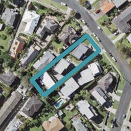 2/18 Rangitoto Terrace, Milford, Auckland