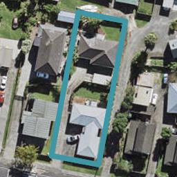 2/102 Chivalry Road, Glenfield, Auckland