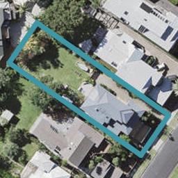 8 Seabreeze Road, Narrow Neck, Auckland