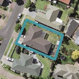 8 Jan Higgins Place, Golflands, Auckland