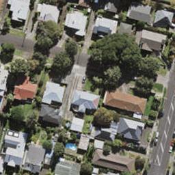 2/2 Oak Street, Royal Oak, Auckland