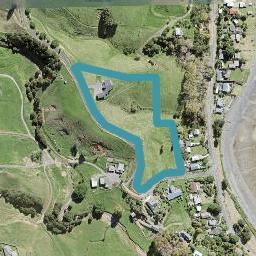 1843 East Coast Road, WHAKATIWAI, MIRANDA