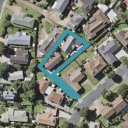1/11 Parramatta Place, Botany Downs, Auckland