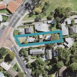 2/93 Kaurilands Road, Titirangi, Auckland