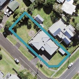16 Alison Avenue, Herald Island, Auckland