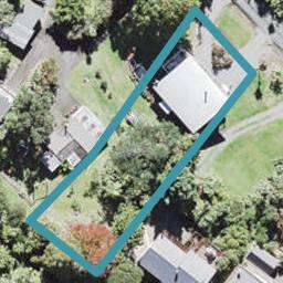 18 Raroa Terrace, Waiatarua, Auckland