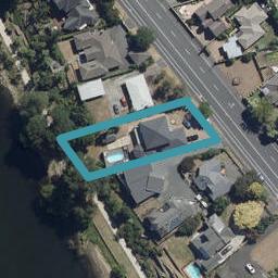 567 River Road, Fairfield, Hamilton