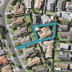 20 Pinewood Grove, Botany Downs, Auckland