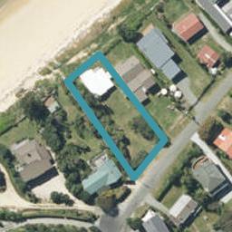 32 Peninsula Road, Tata Beach