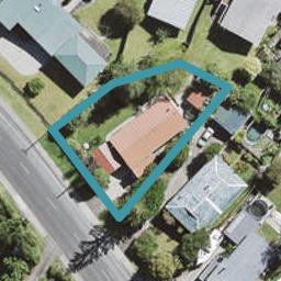 6 Pine Avenue, Henderson, Auckland