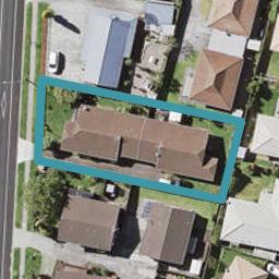 2/62 Aviemore Drive, Highland Park, Auckland