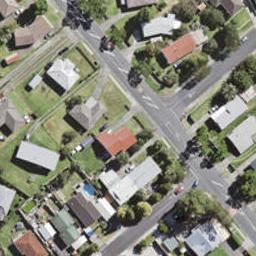 16 Border Road, Henderson, Auckland