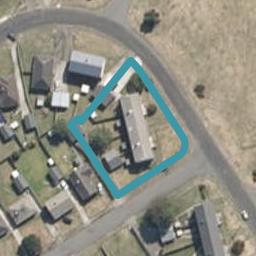 31 Kittyhawk Row, Bulls