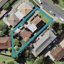 2/13 Rapallo Place, Farm Cove, Auckland