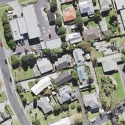 2/4 Lex Avenue, Green Bay, Auckland