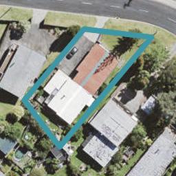 2/9 Parrs Cross Road, Henderson, Auckland