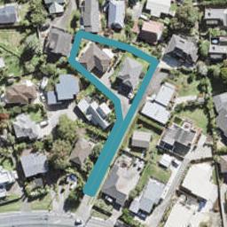1/125 Carlisle Road, Northcross, Auckland