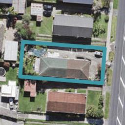 2/98 Te Atatu Road, Te Atatu South, Auckland
