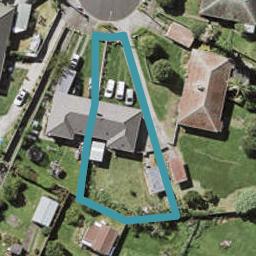 42 Ropata Avenue, Point England, Auckland