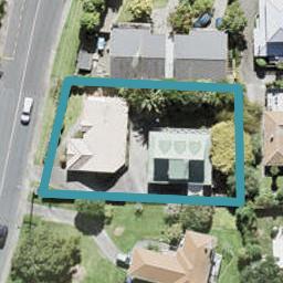 1/893 Beach Road, Waiake, Auckland