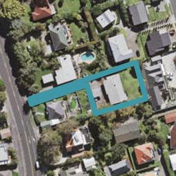 2/135 Glenfield Road, Hillcrest, Auckland