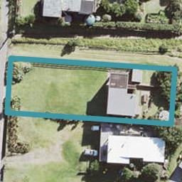 39 Marine Parade South, Piha, Piha