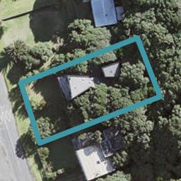 63 Marine Parade North, Piha