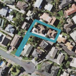 2/10 Cambric Place, Botany Downs, Auckland