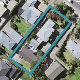 2/620 East Coast Road, Pinehill, Auckland