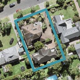 2/14 Wairere Road, Torbay, Auckland